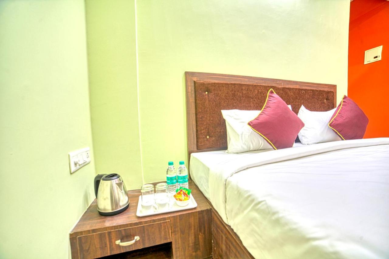Redkey Inn Hotel Near Bangalore Airport Airport Pickup & Drop Available 24X7 Yelahanka Exteriör bild