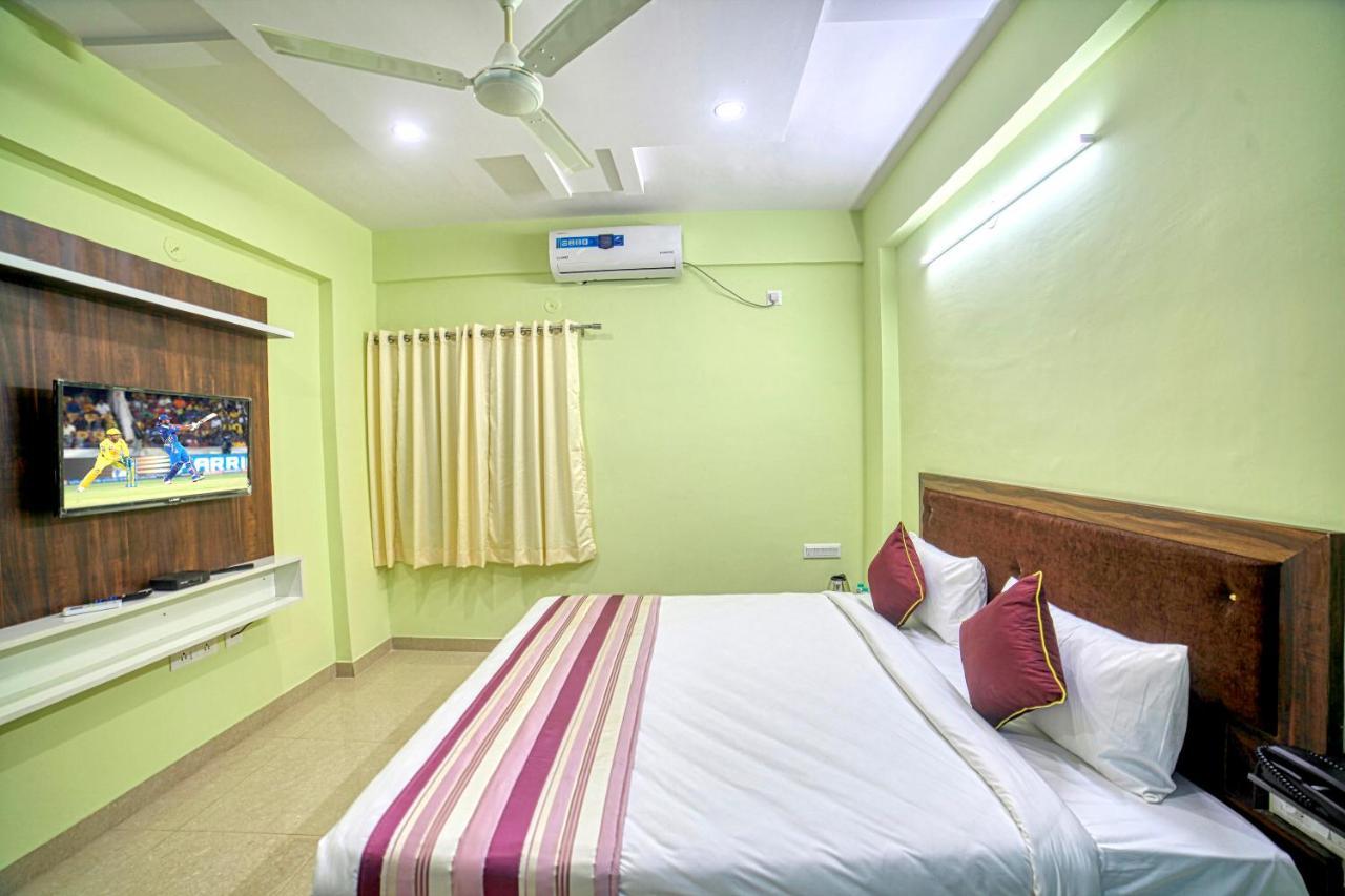 Redkey Inn Hotel Near Bangalore Airport Airport Pickup & Drop Available 24X7 Yelahanka Exteriör bild