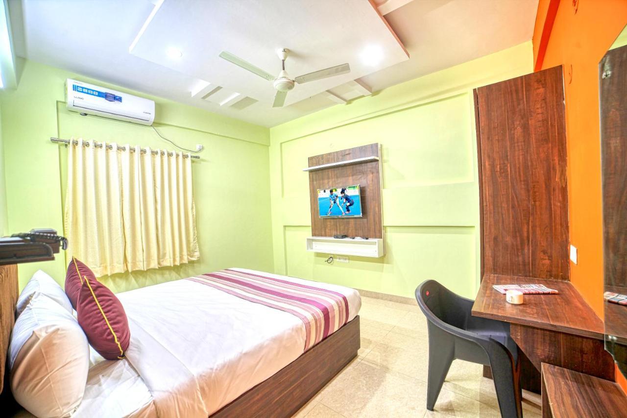 Redkey Inn Hotel Near Bangalore Airport Airport Pickup & Drop Available 24X7 Yelahanka Exteriör bild